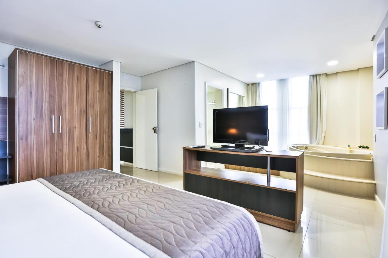 Wyndham Golden Foz Suites ฟอสดูอีกวาซู ภายนอก รูปภาพ